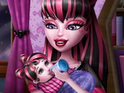 رعاية الطفلة الصغيرة Monster High Baby Care